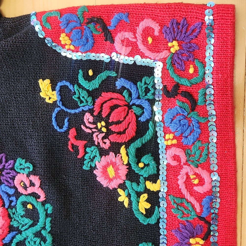 Vintage 90s Embroidered Floral Sweater Retro Black Knit Pullover M - Picture 9 of 14